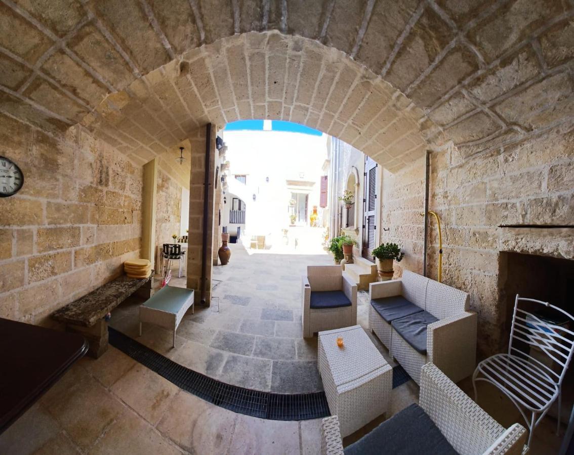 Palazzo Mellacqua Castiglione d'Otranto Buitenkant foto