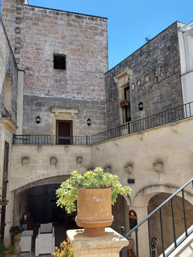 Palazzo Mellacqua Castiglione d'Otranto Buitenkant foto