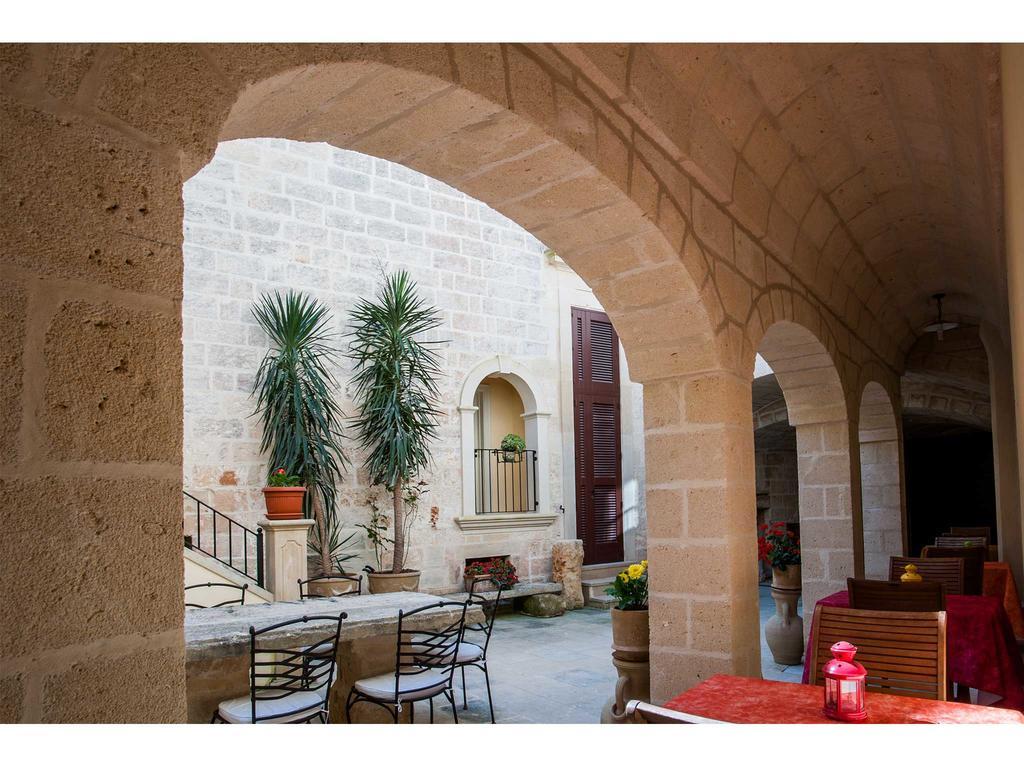 Palazzo Mellacqua Castiglione d'Otranto Buitenkant foto